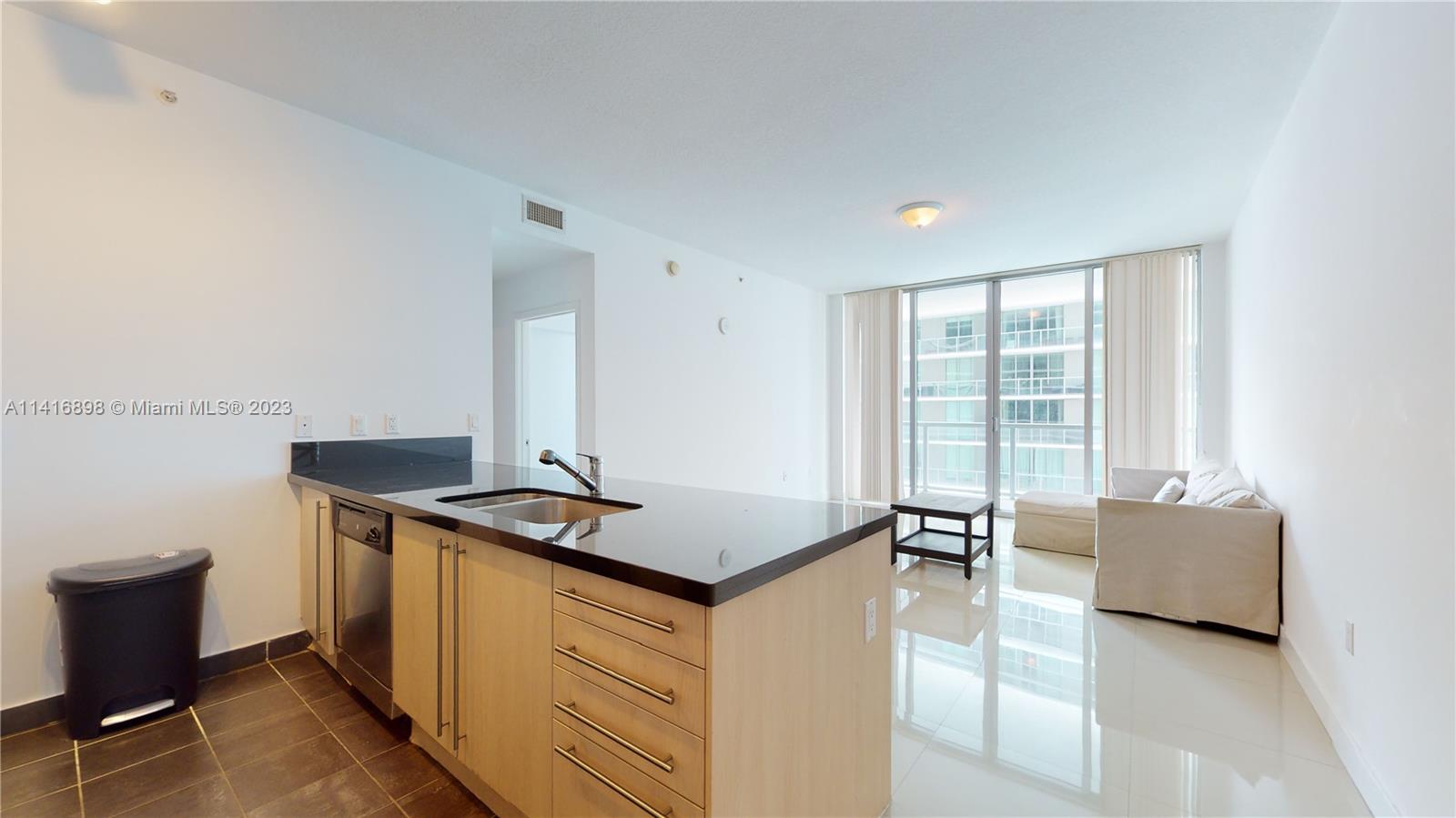 THE AXIS ON BRICKELL II C - Residential Lease