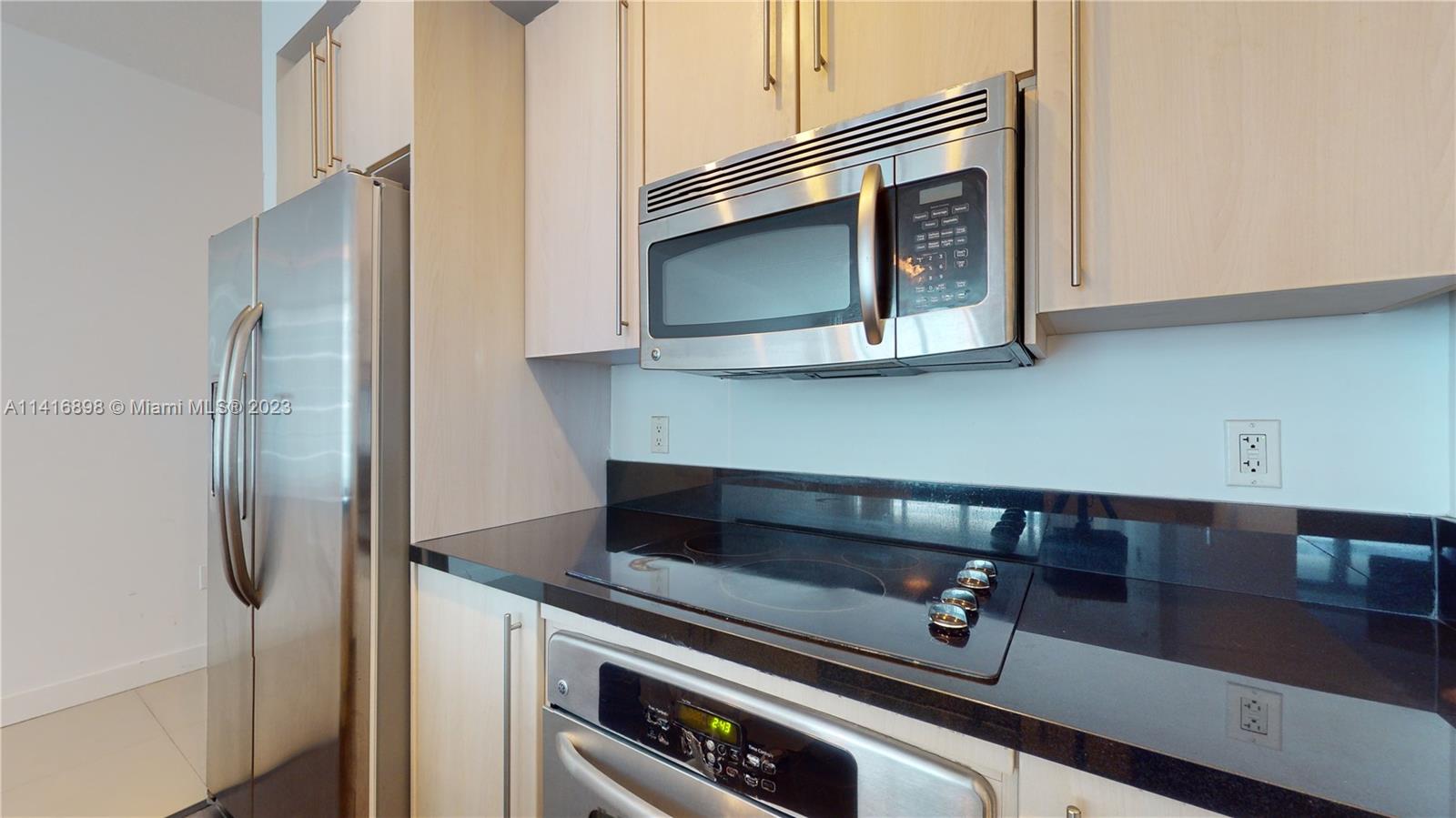 THE AXIS ON BRICKELL II C - Residential Lease