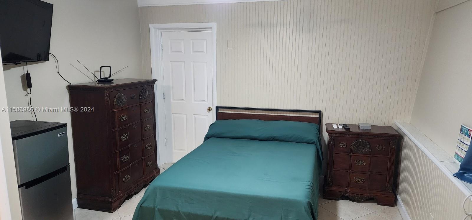 Huge Efficiency completely furnished water & electric included. own entrance big backyard.no pets and no smoking.