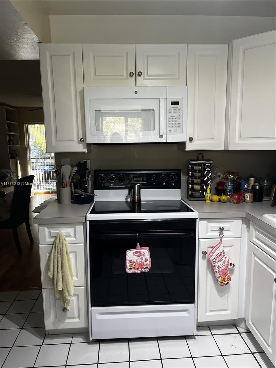 GARDENS NORTH THREE CONDO - Residential Lease