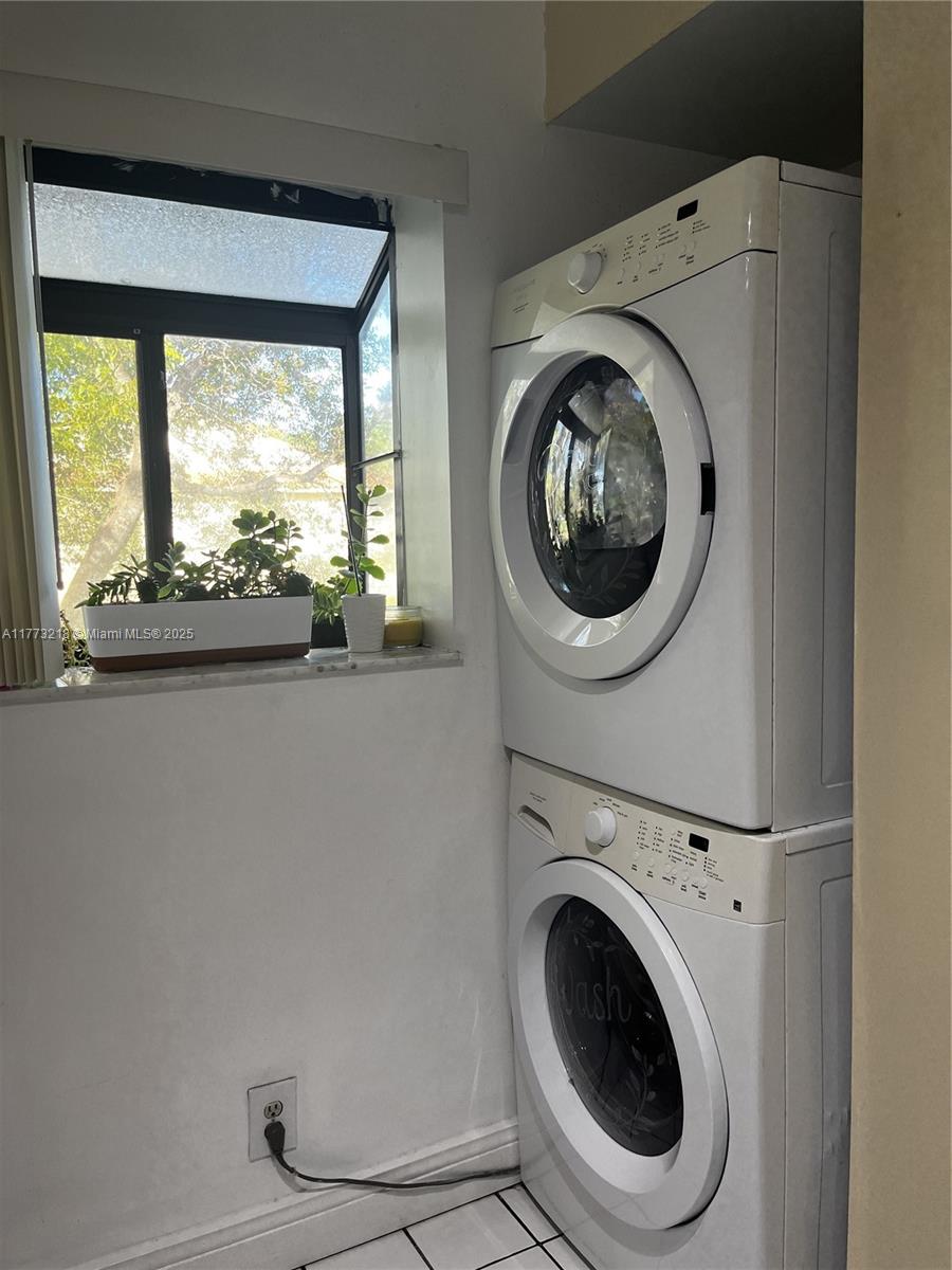 GARDENS NORTH THREE CONDO - Residential Lease