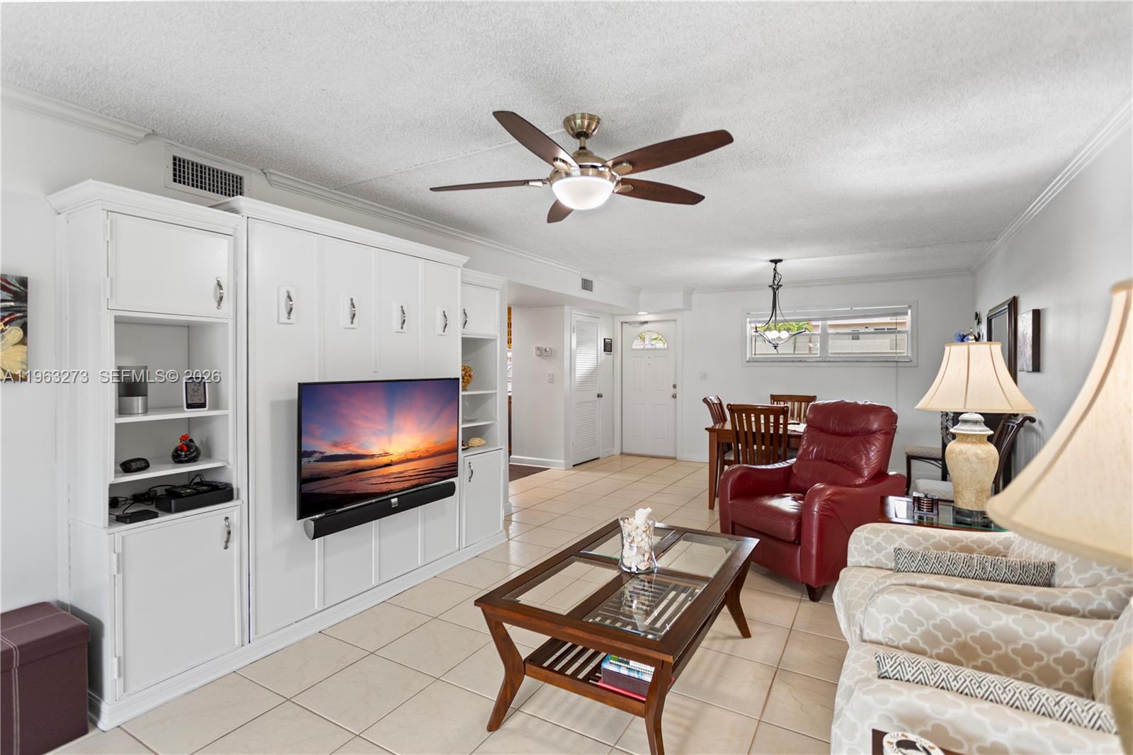HOLLYBROOK GOLF AND - Residential