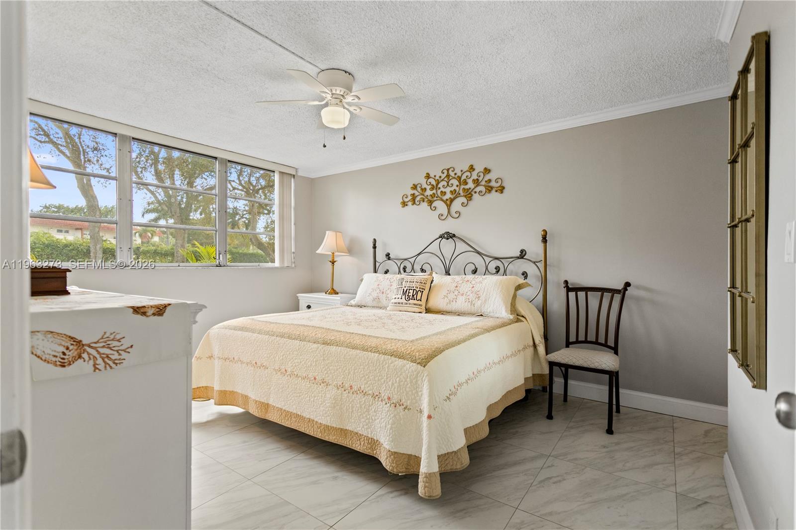 HOLLYBROOK GOLF AND - Residential