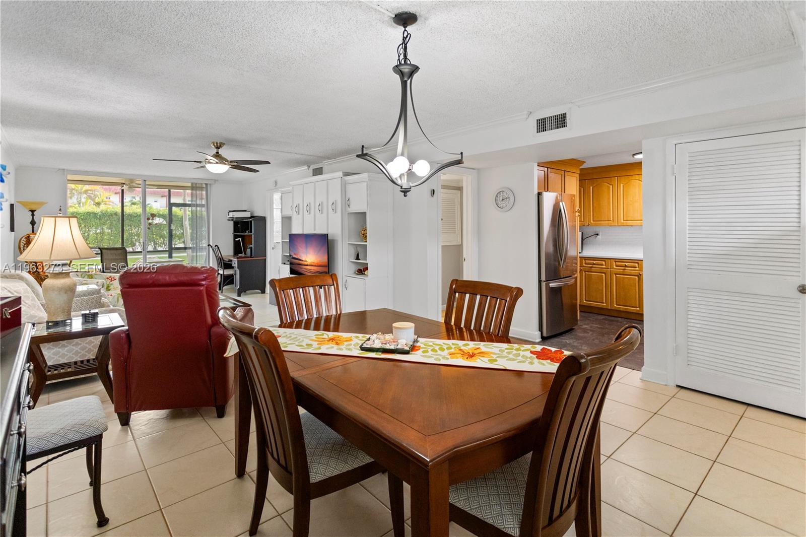 HOLLYBROOK GOLF AND - Residential