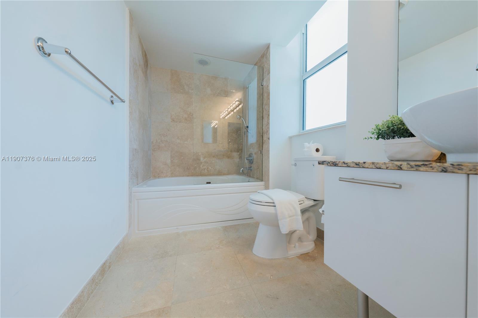 BRICKELL ON THE RIVER S T - Residential Lease