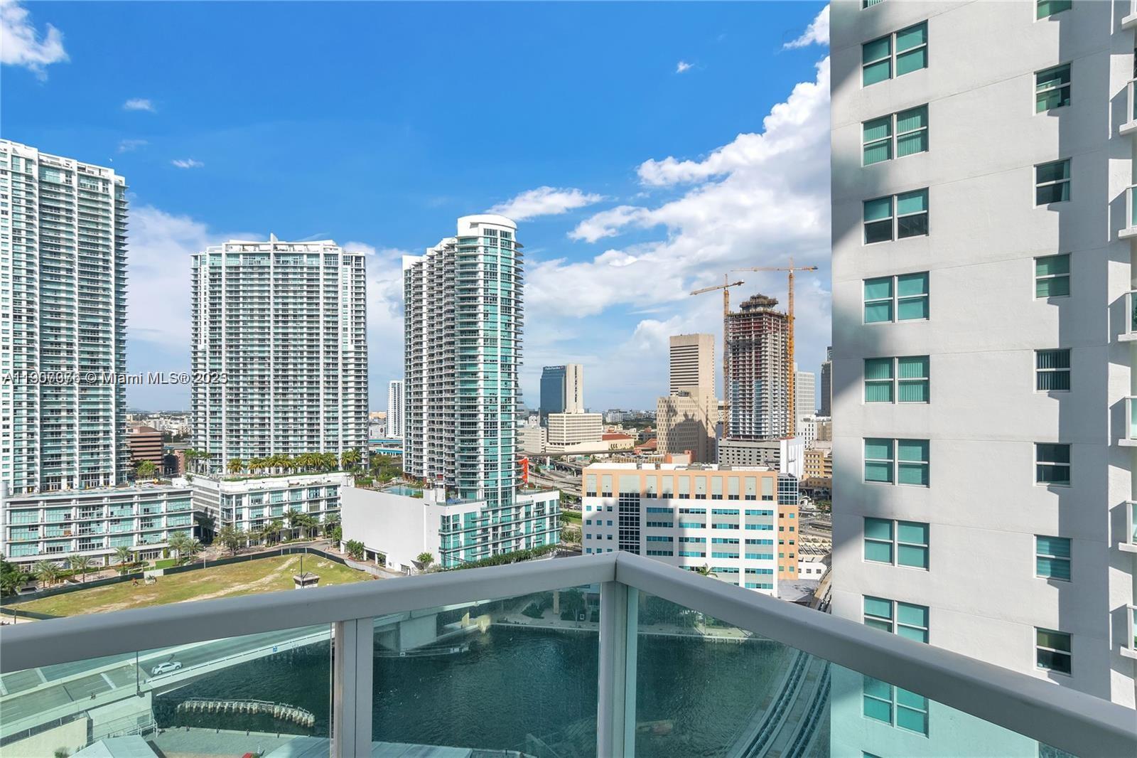 BRICKELL ON THE RIVER S T - Residential Lease