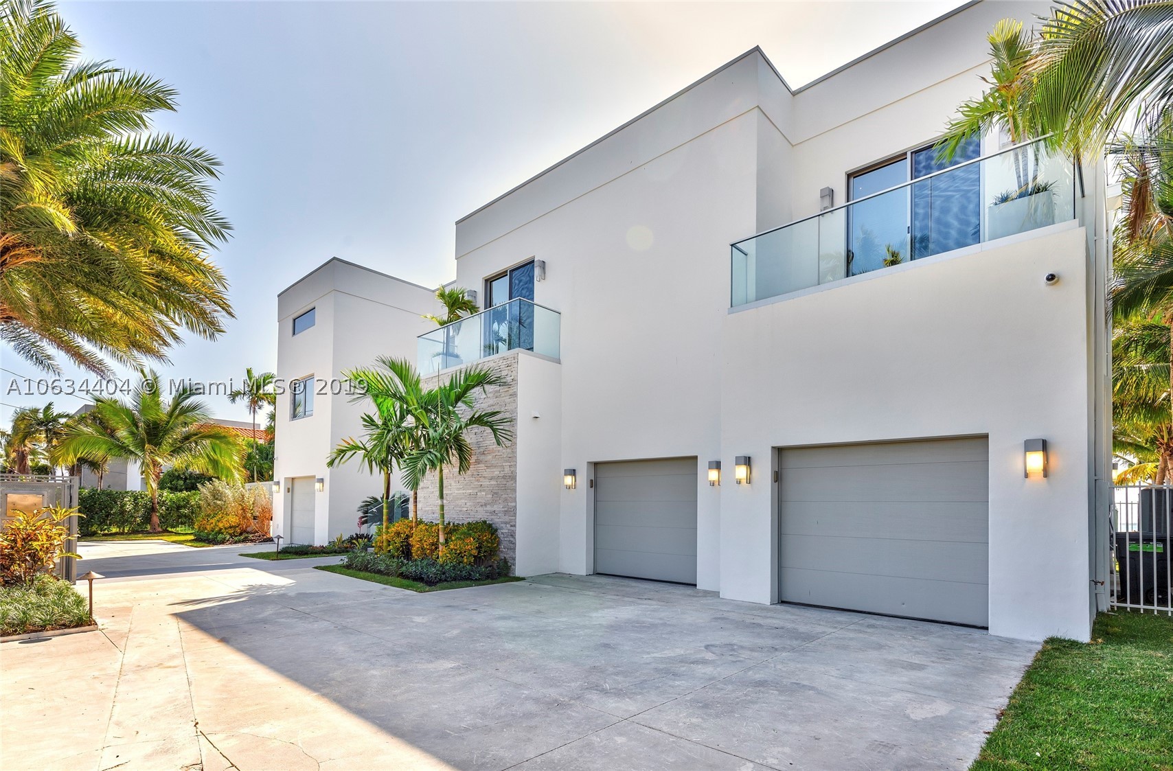 TREASURE ISLAND - Residential