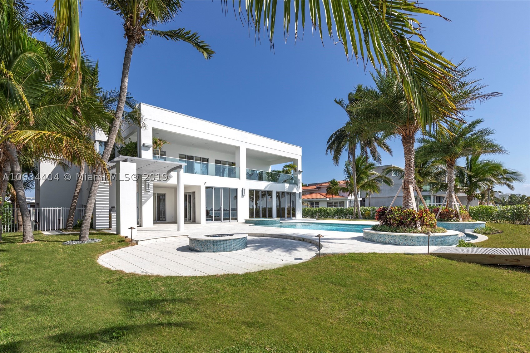 TREASURE ISLAND - Residential