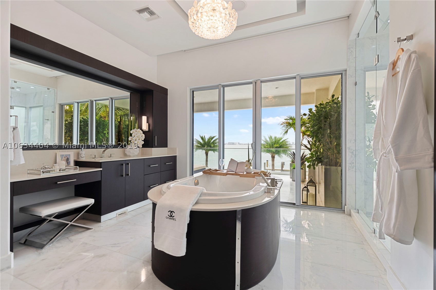 TREASURE ISLAND - Residential