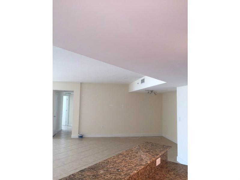 METROPOLIS II AT DADELAND - Residential Lease