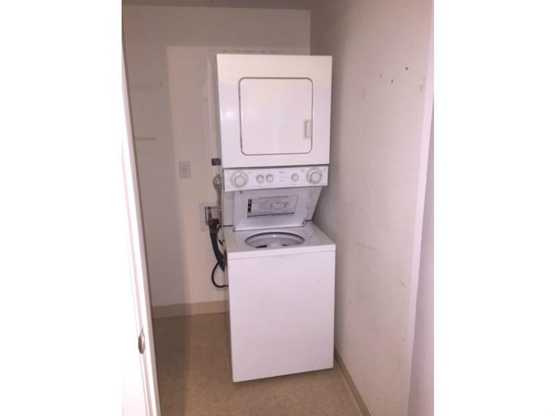 METROPOLIS II AT DADELAND - Residential Lease