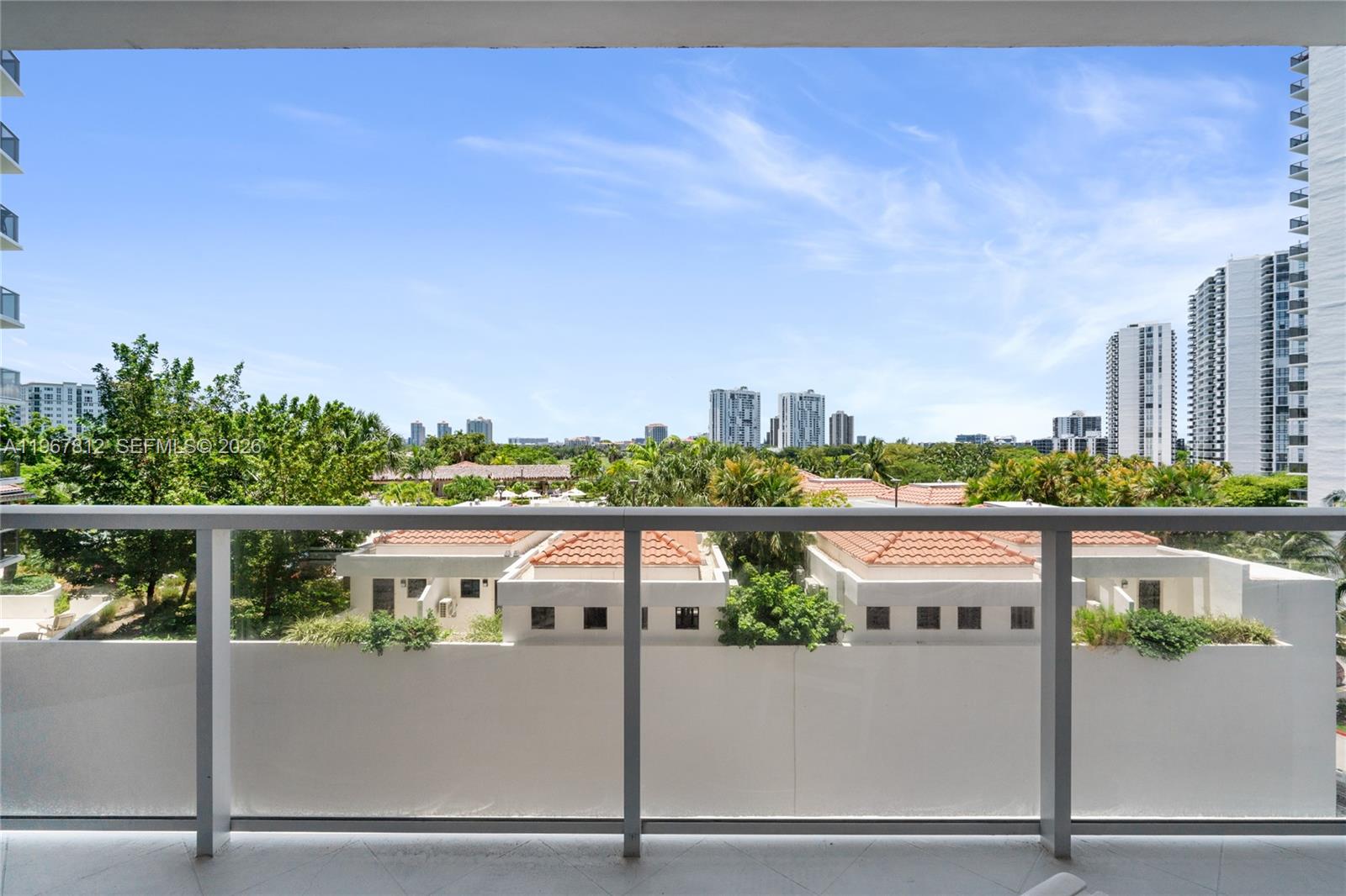 HAMPTONS WEST CONDO - Residential