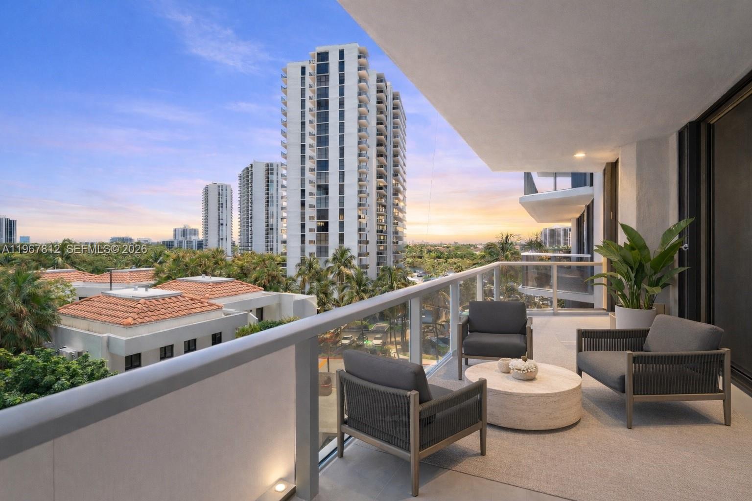 HAMPTONS WEST CONDO - Residential