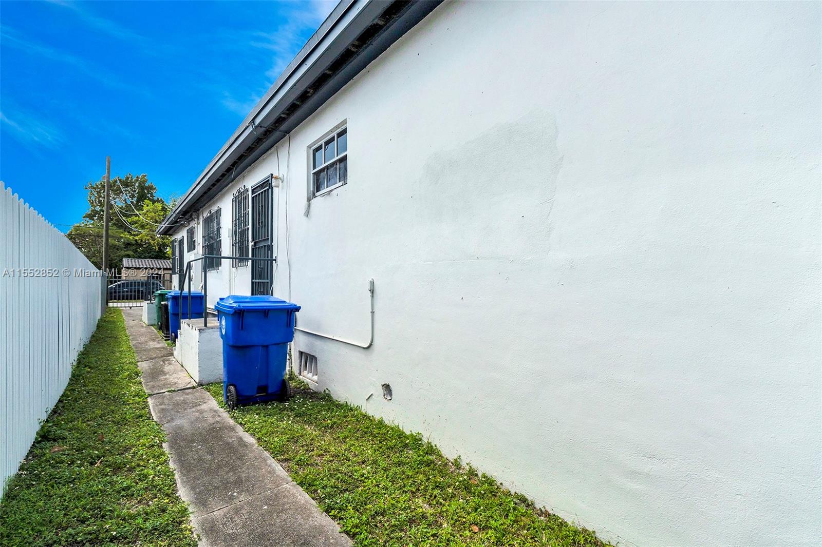 FLORAL PK 1ST AMD - Residential Income