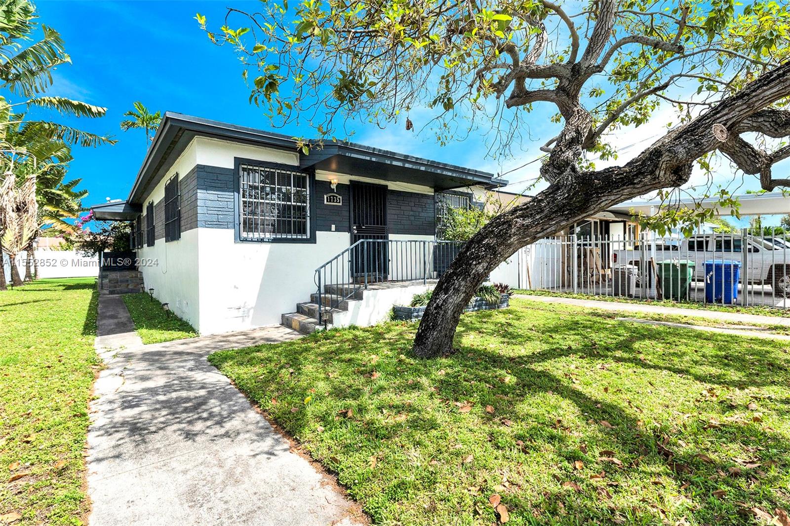 FLORAL PK 1ST AMD - Residential Income
