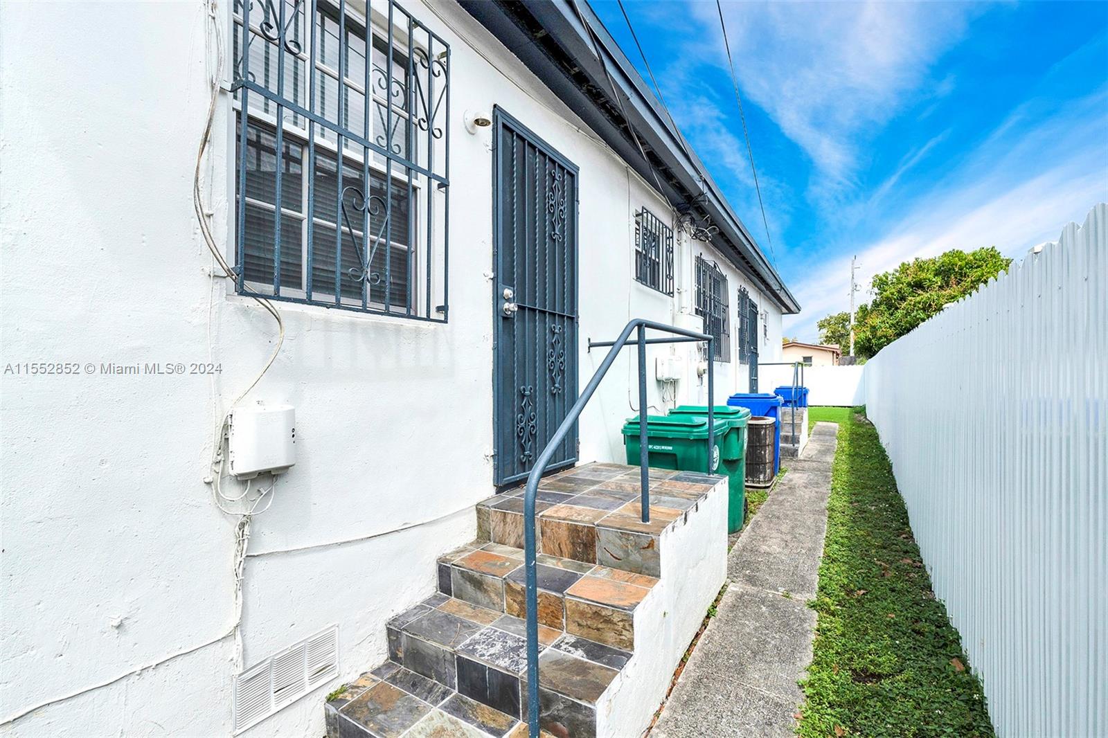FLORAL PK 1ST AMD - Residential Income