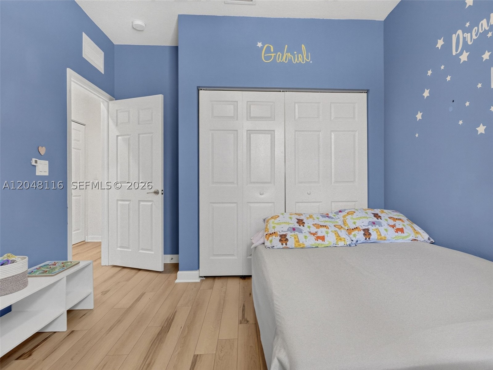 CHELSEA PLACE - Residential
