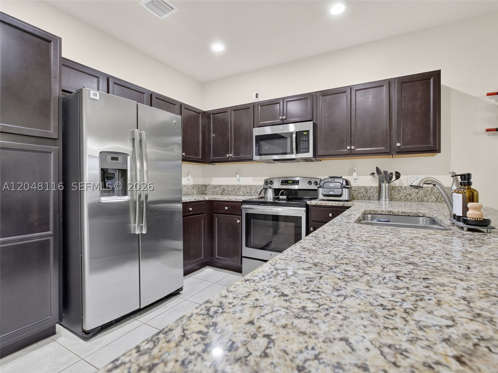 CHELSEA PLACE - Residential