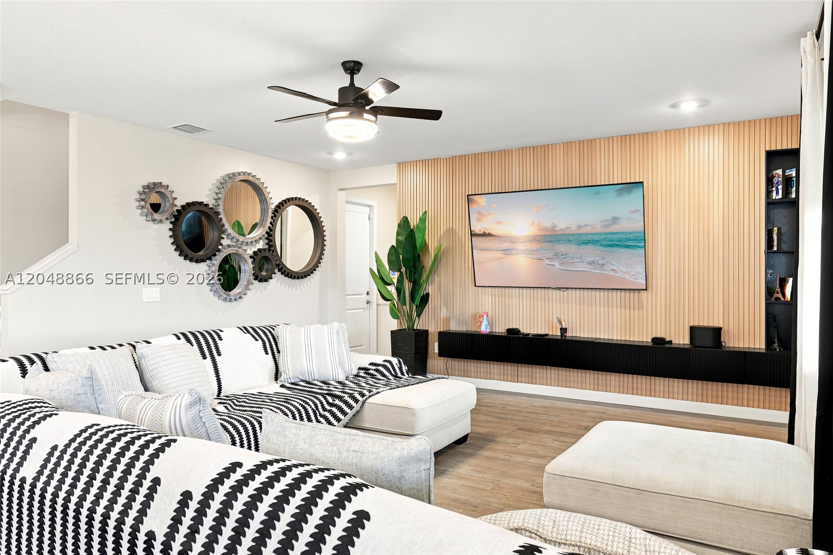 VERANO SOUTH PUD 1 - POD - Residential Lease