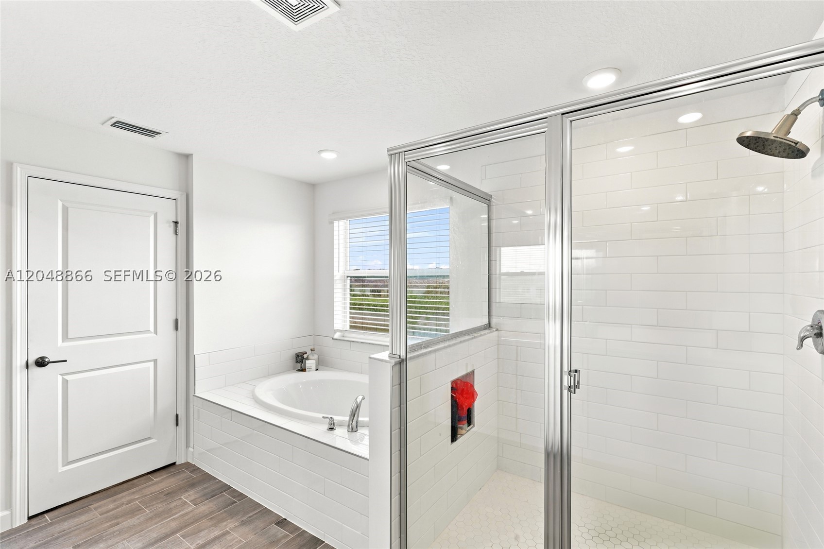 VERANO SOUTH PUD 1 - POD - Residential Lease