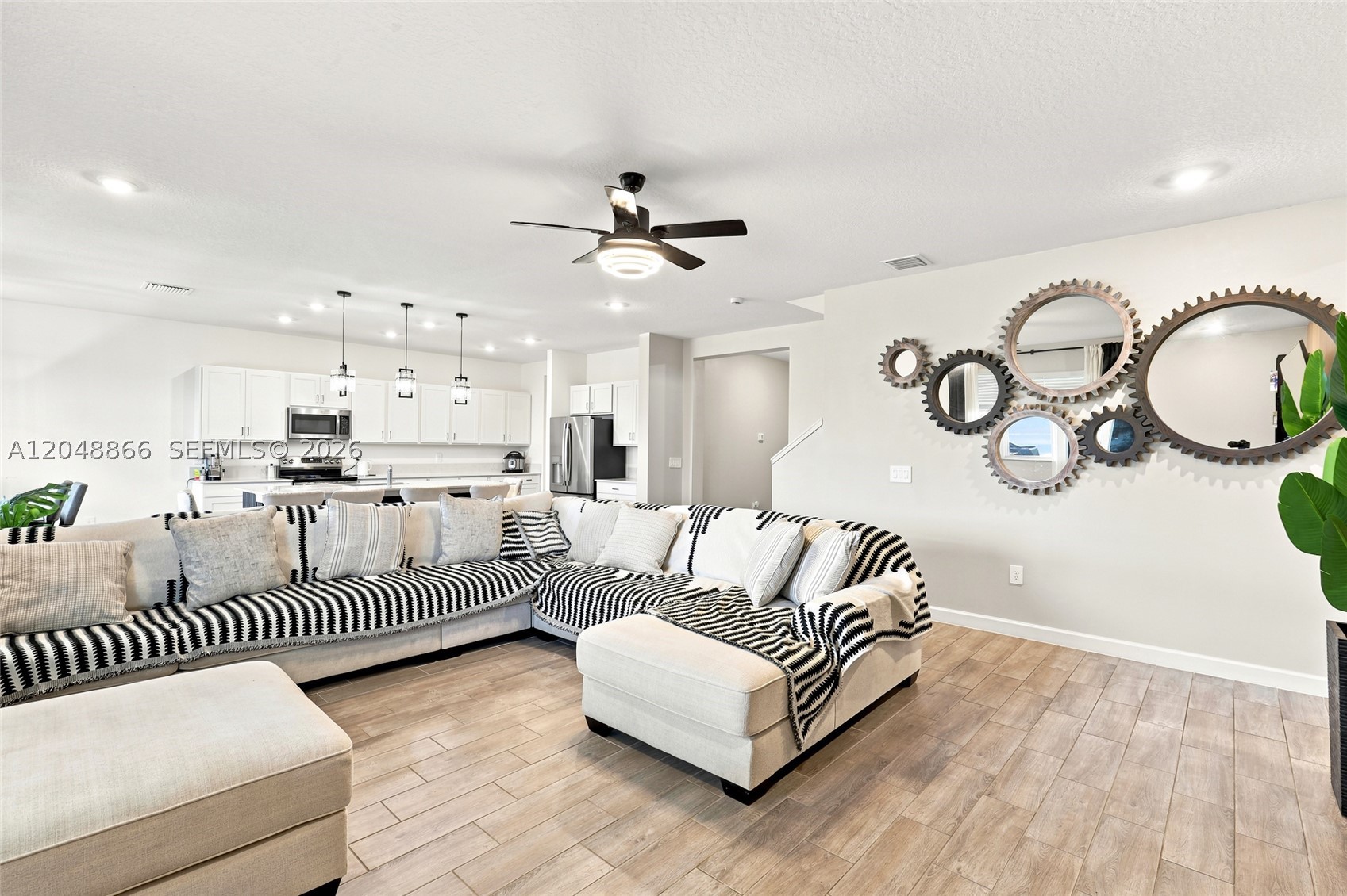 VERANO SOUTH PUD 1 - POD - Residential Lease