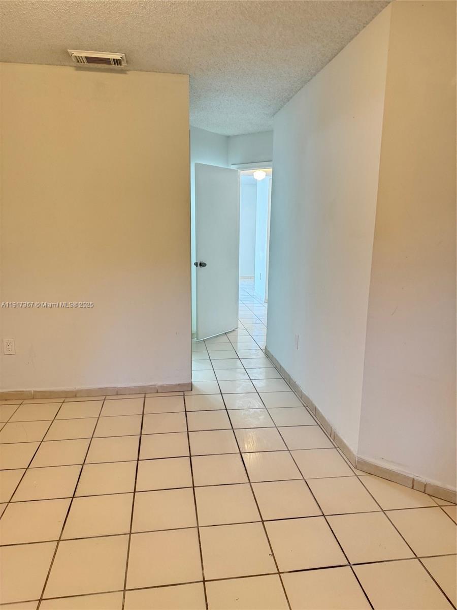 SAGA BAY TOWNHOMES - Residential