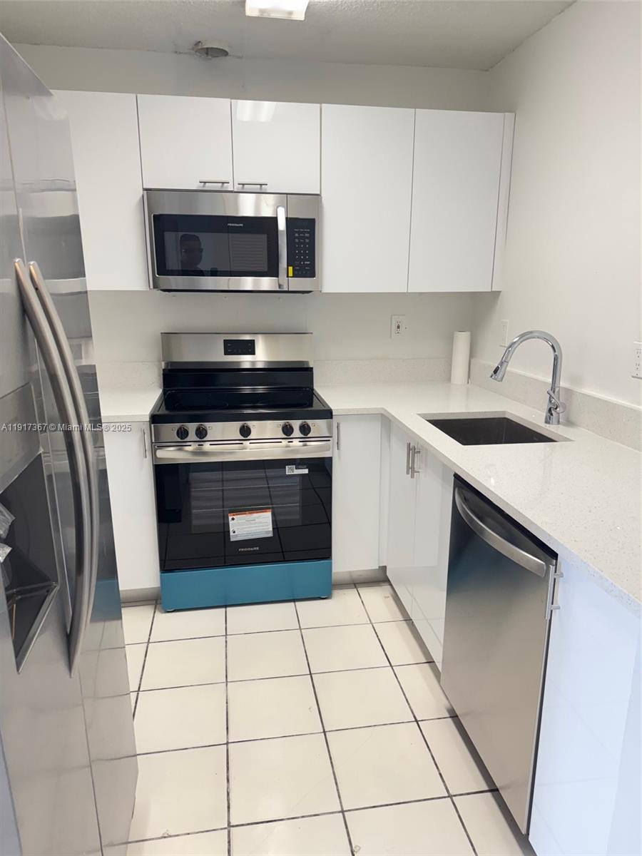 SAGA BAY TOWNHOMES - Residential