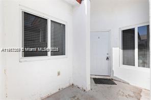SAGA BAY TOWNHOMES - Residential