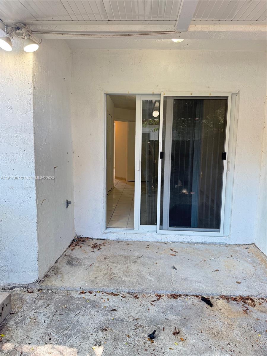 SAGA BAY TOWNHOMES - Residential