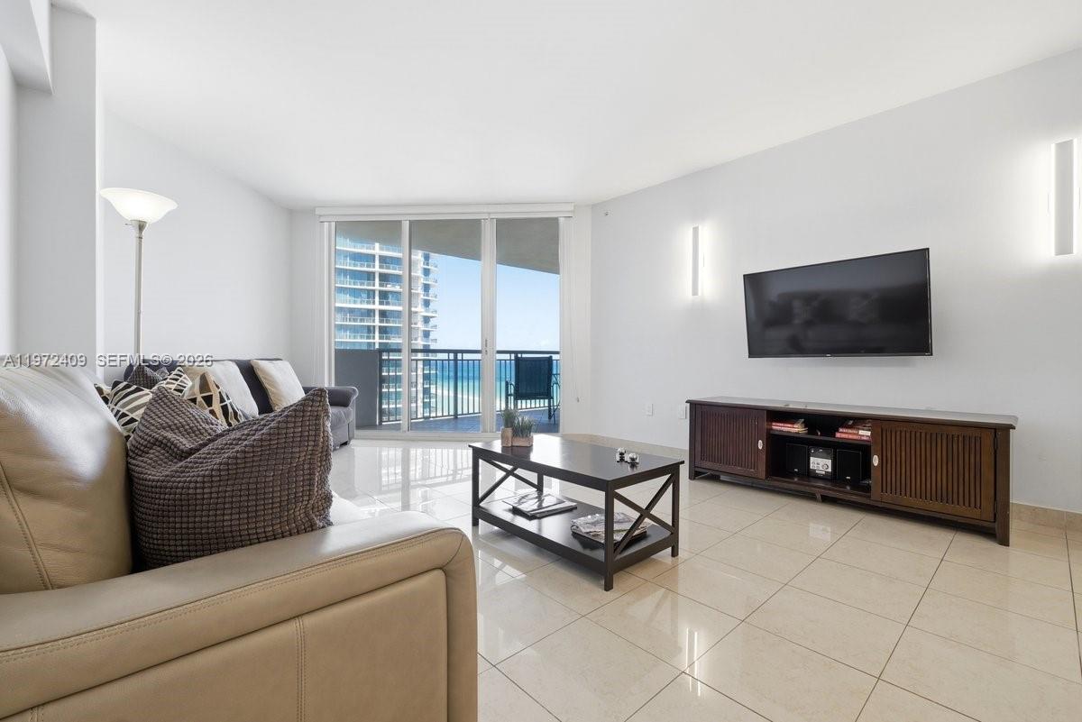 OCEAN POINT BEACH CLUB CO - Residential