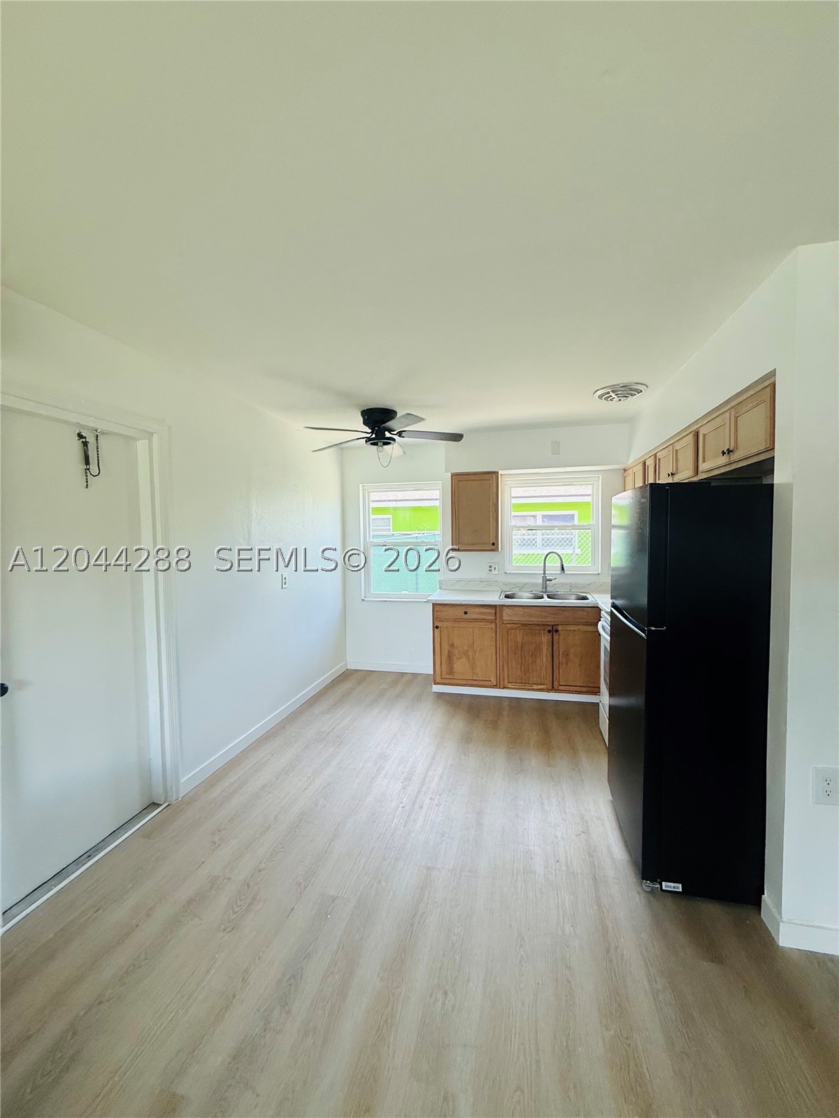 LOVEJOY VILLA - Residential Lease