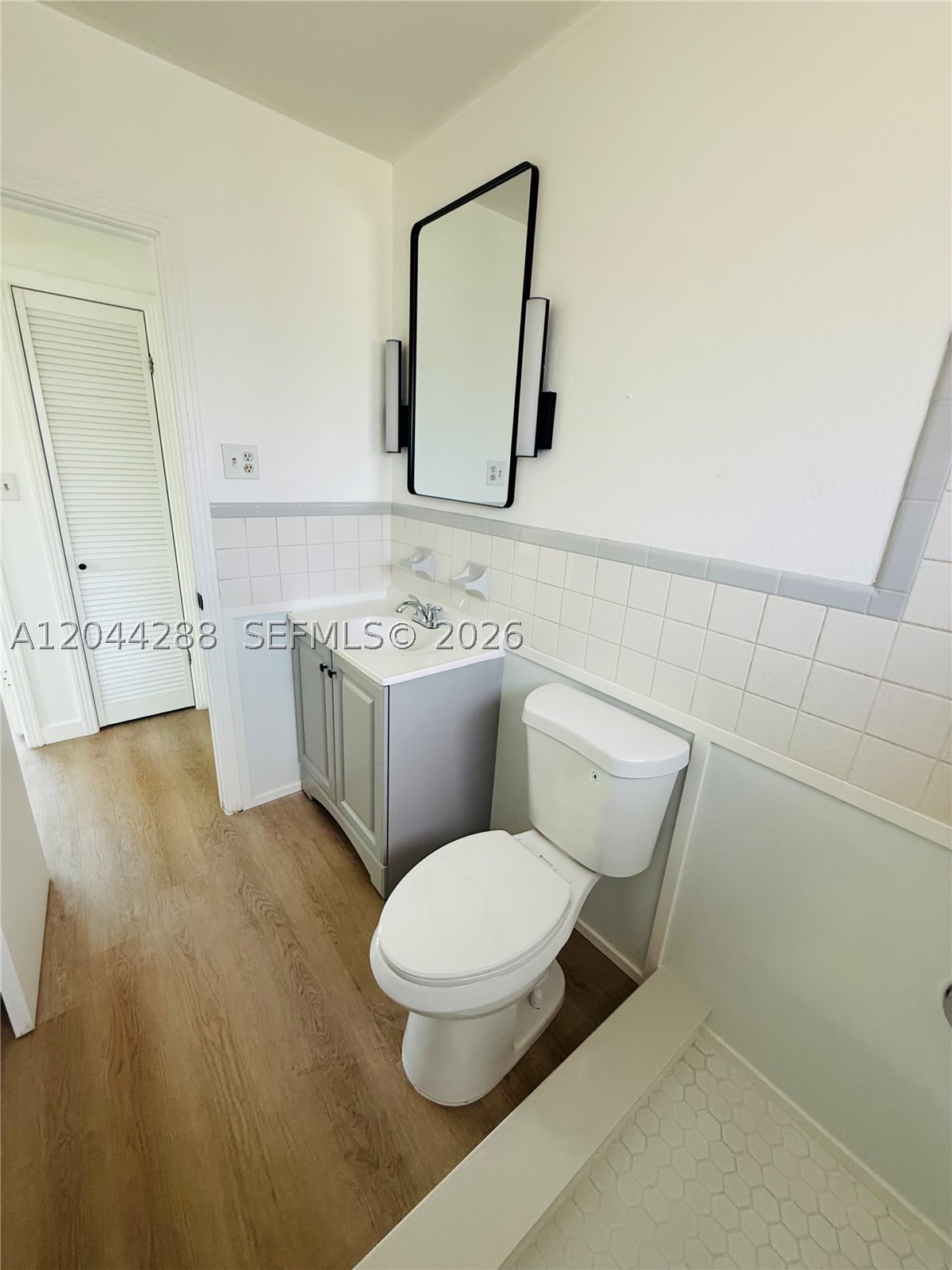 LOVEJOY VILLA - Residential Lease