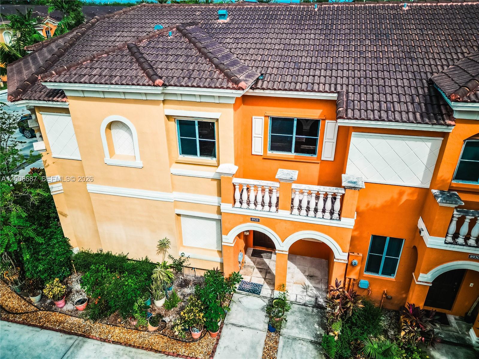 VILLAGE WALK - Residential