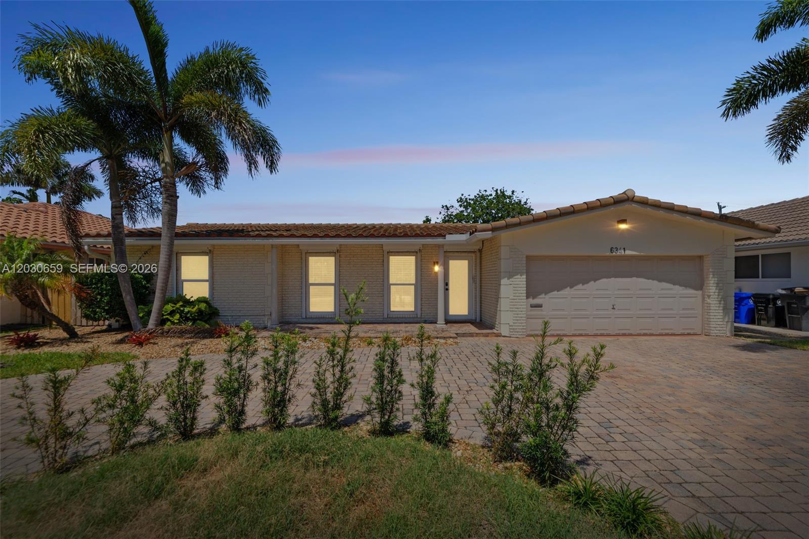 IMPERIAL POINT 2 SEC - Residential Lease
