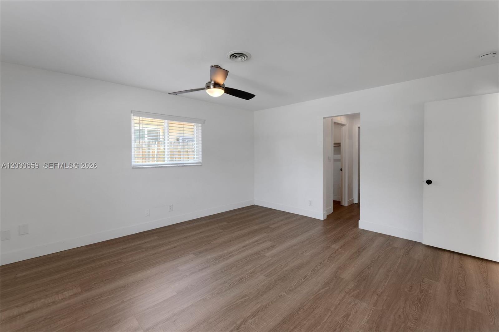 IMPERIAL POINT 2 SEC - Residential Lease