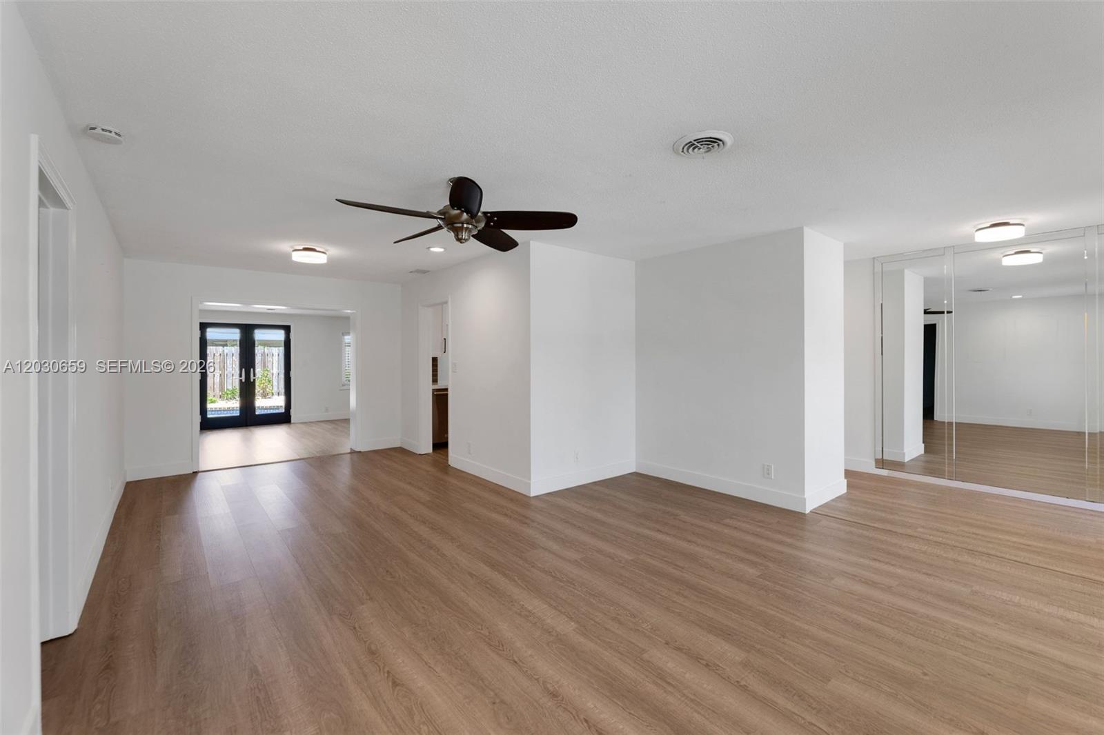 IMPERIAL POINT 2 SEC - Residential Lease