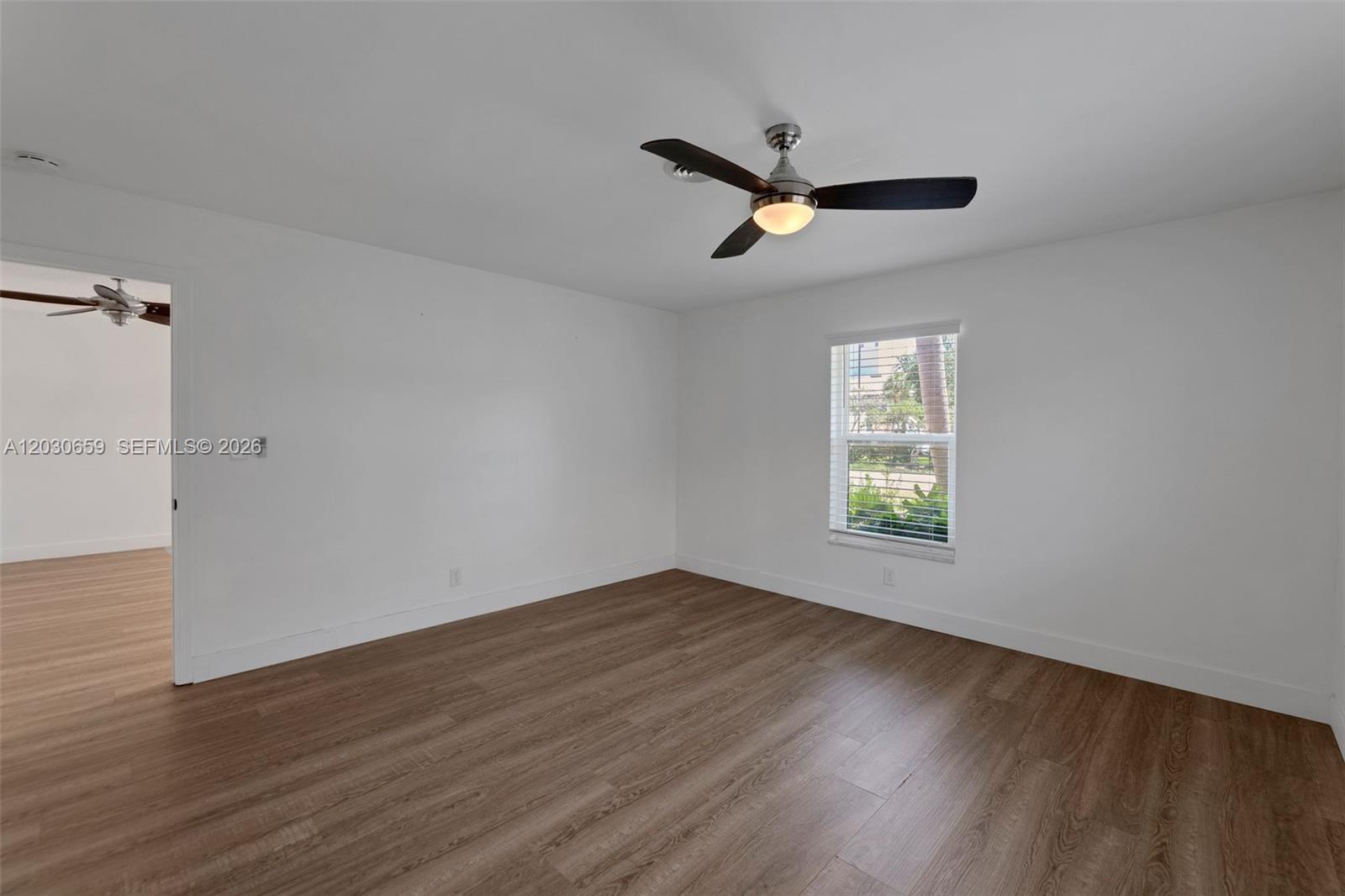 IMPERIAL POINT 2 SEC - Residential Lease