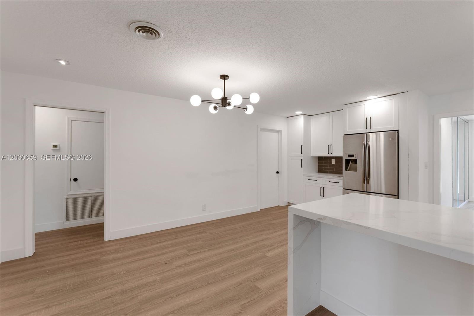 IMPERIAL POINT 2 SEC - Residential Lease