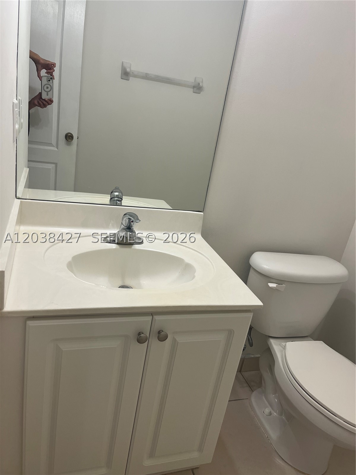 THE COURTS AT BAYSHORE I - Residential