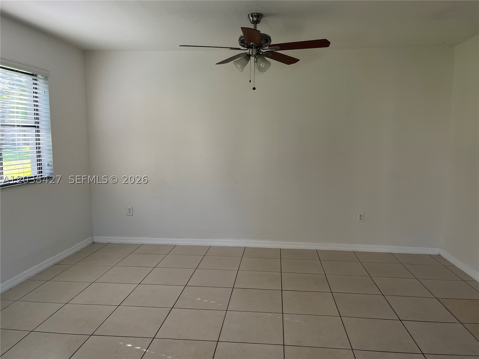 THE COURTS AT BAYSHORE I - Residential