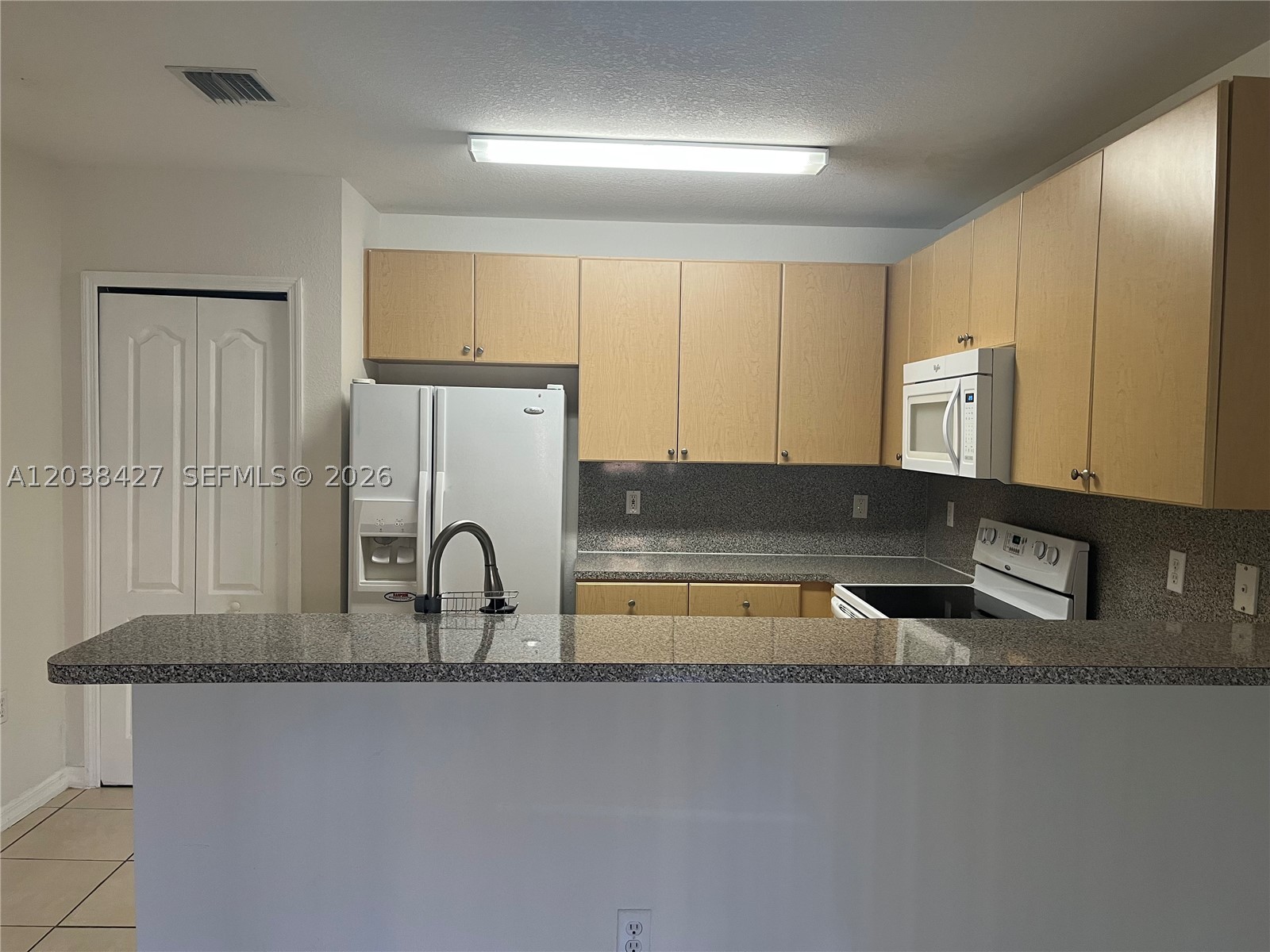 THE COURTS AT BAYSHORE I - Residential