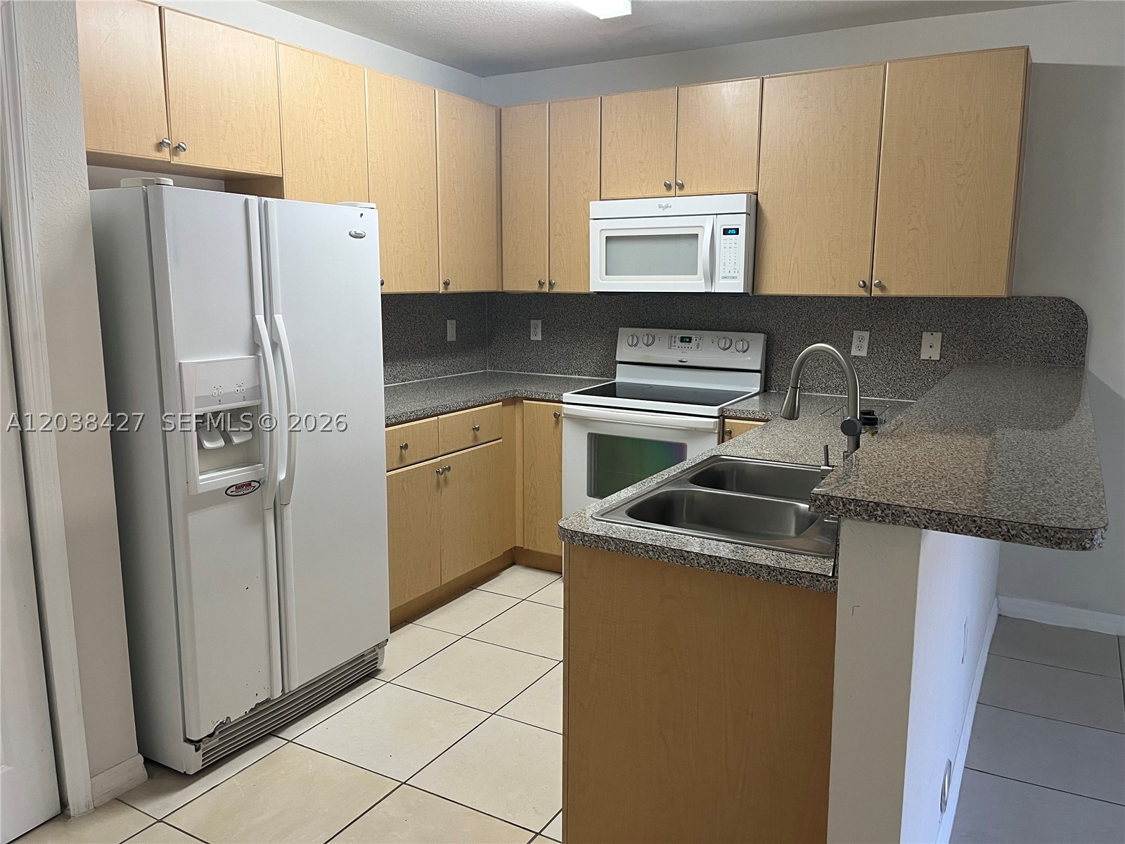 THE COURTS AT BAYSHORE I - Residential