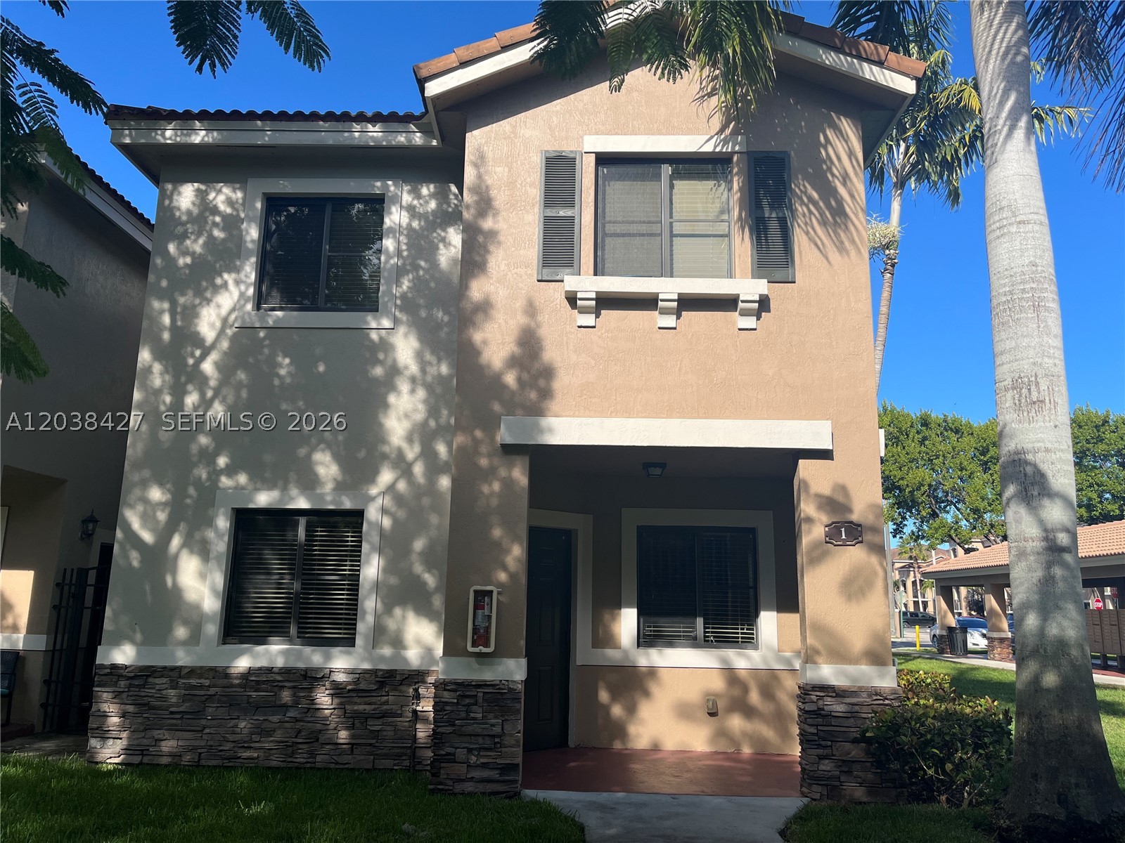Spacious and well-maintained 3/2.5 corner unit condo townhouse located in the desirable Isles at Bayshore Community. It features a bright and open living/dining area with ceramic tile flooring throughout the first floor, and well-kept carpeting upstairs. All bedrooms are generously sized and feature customized closets for enhanced storage and organization. Enjoy one of the locations in the community, with a large open green space directly in front of the property, perfect for children to play, pet owners, and outdoor enjoyment. Residents of Isles at Bayshore have access to outstanding amenities, including a resort-style swimming pool, fitness center, playground, bike-friendly paths, and beautifully maintained common areas. Low HOA fees add even more value to this exceptional property. Conveniently located near shopping, dining, schools, and major roadways. A wonderful place to call home! Easy to show, contact the listing agent.