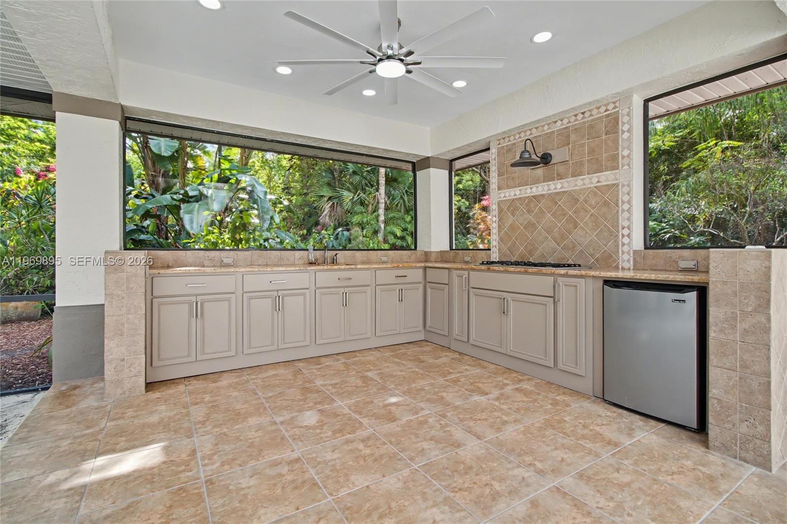 LOGAN WOODS - Residential