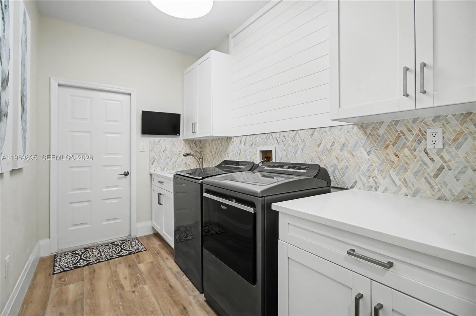 LOGAN WOODS - Residential