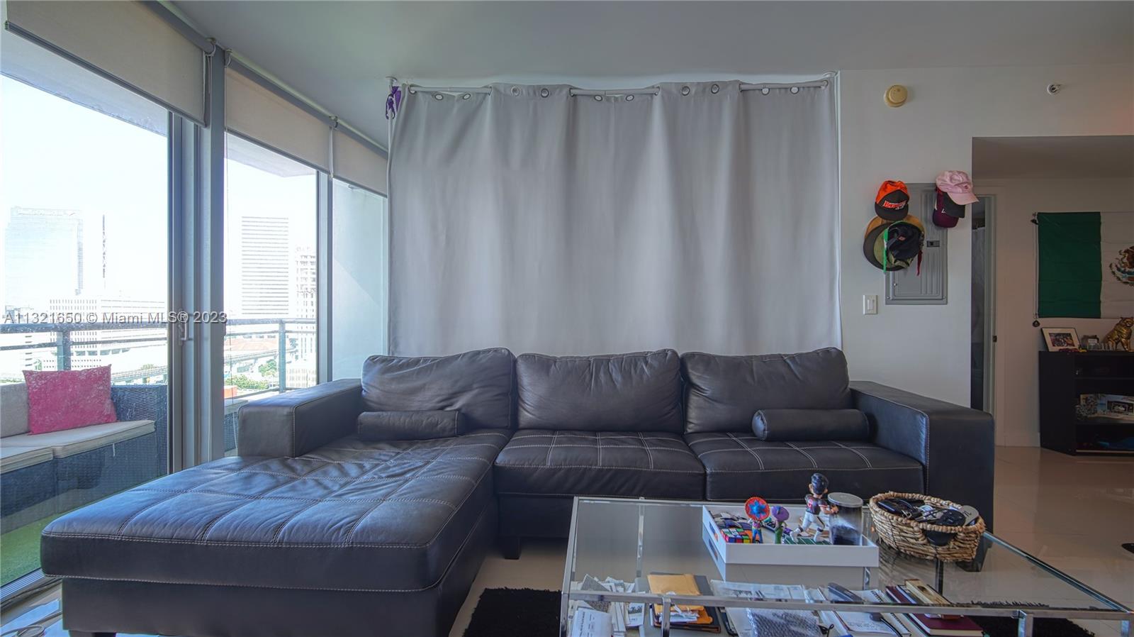 WIND CONDO - Residential Lease