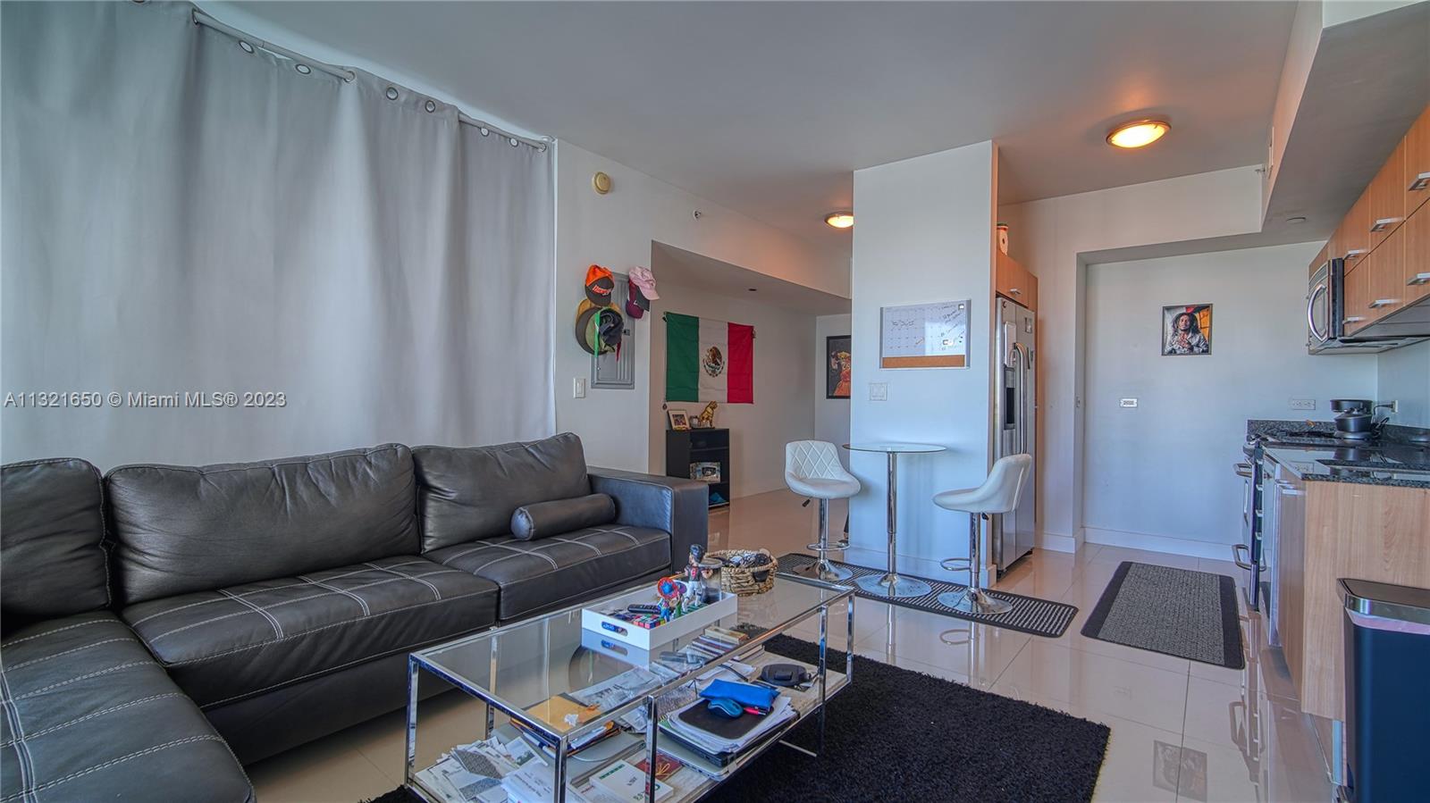 WIND CONDO - Residential Lease