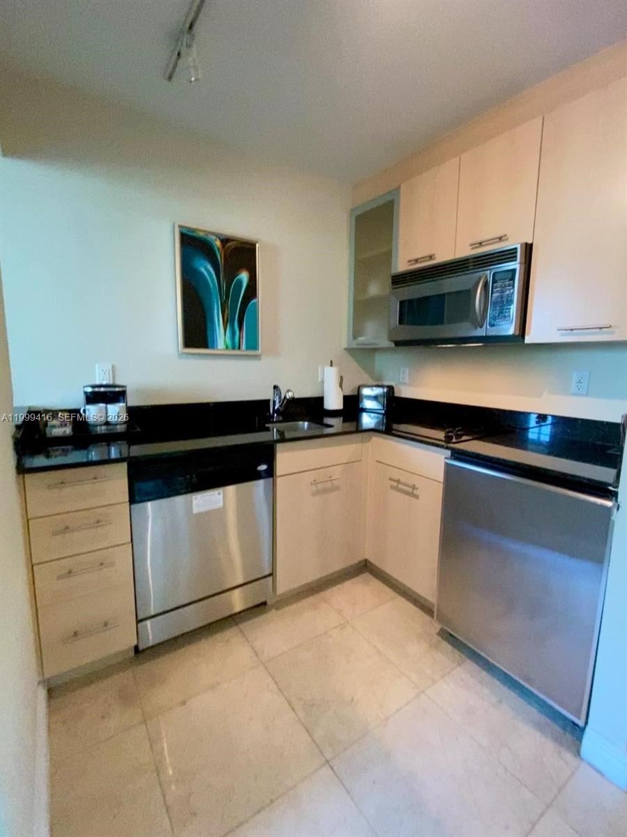 GALLERY ONE CONDO - Residential