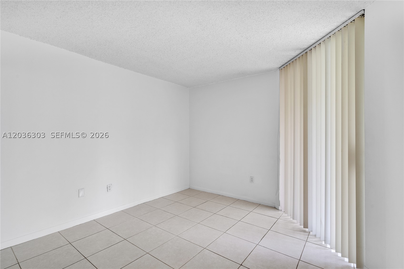 VERABELLA FALLS CONDO - Residential Lease