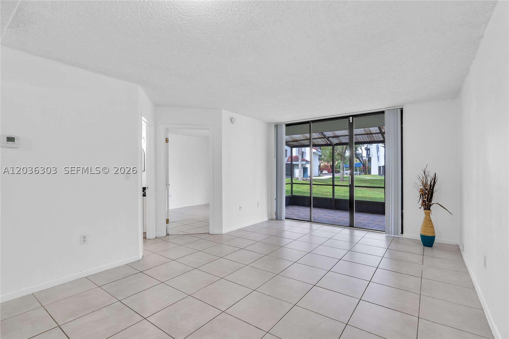 VERABELLA FALLS CONDO - Residential Lease